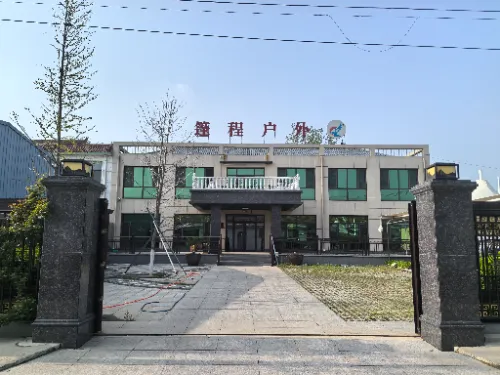 ताङ्शान पेङ्चेङ बाहिरी: नयाँ क्षितिज बनाउन विदेशी व्यापारको लाभ उठाउँदै; बौद्धिक निर्माण मार्फत विश्वव्यापी विस्तारलाई सशक्त बनाउने